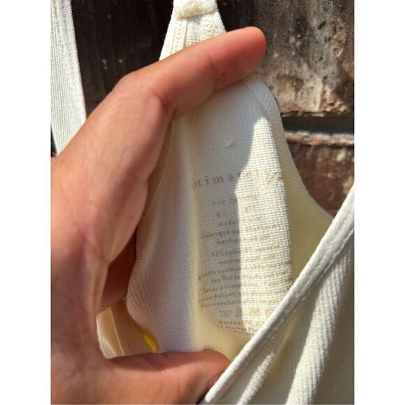 Intimately size medium color ivory and cream new with tag in excellent condition - Picture 5 of 9